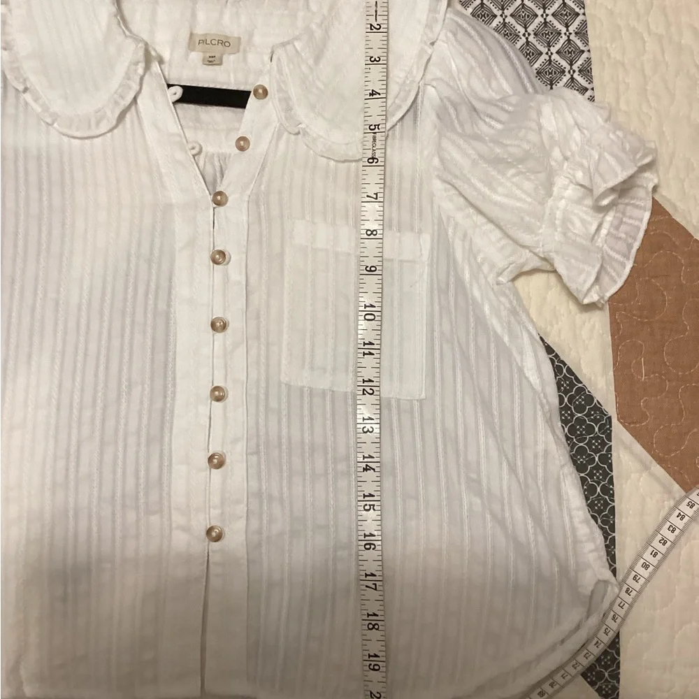 White Pilcro Keira Button-Front Puff Sleeve Top